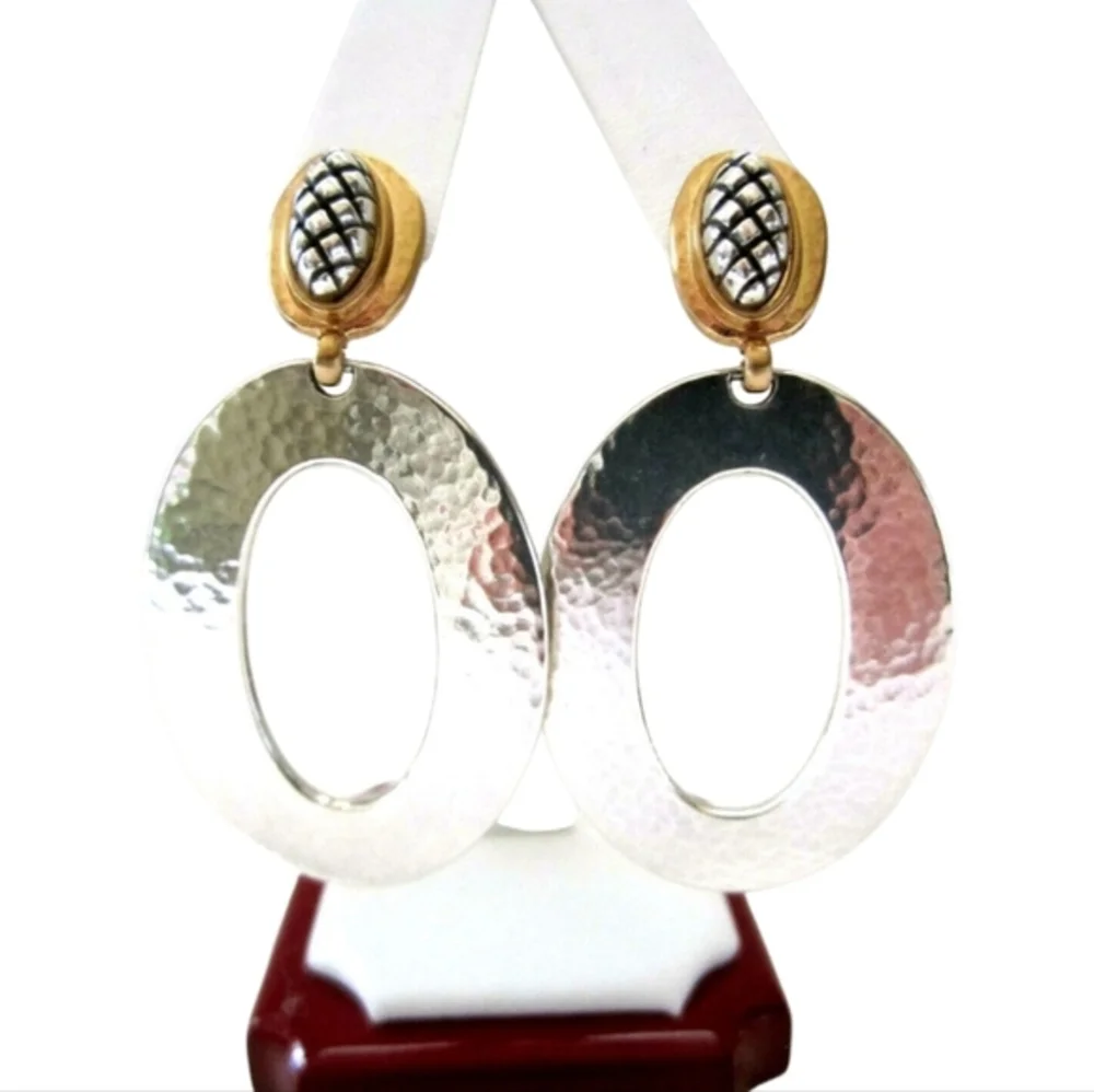 Unbranded mixed metal